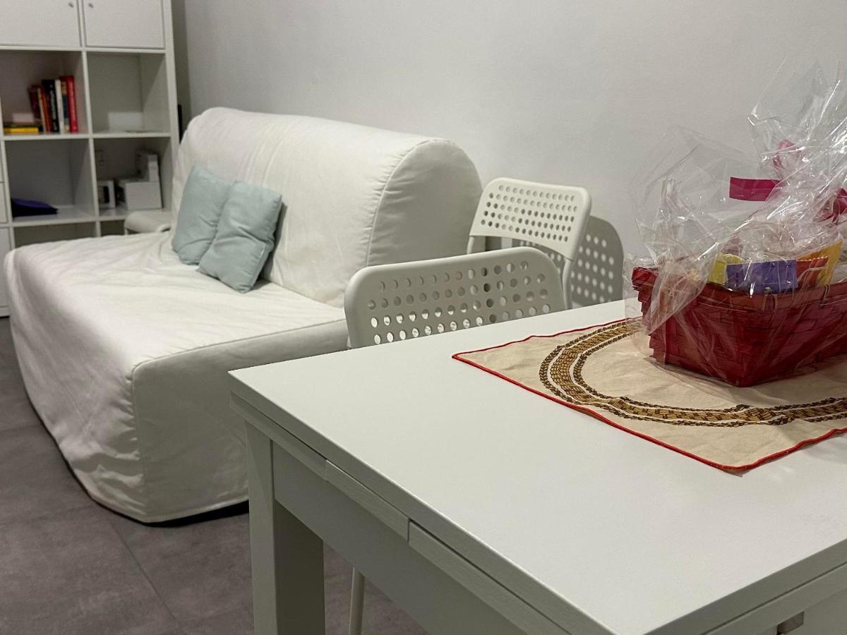 Casa Susanna - Delizioso Piano Terra, Centralissimo, Superservito, Tranquillo, Appena Fuori Ztl Parcheggio Libero Terni Extérieur photo
